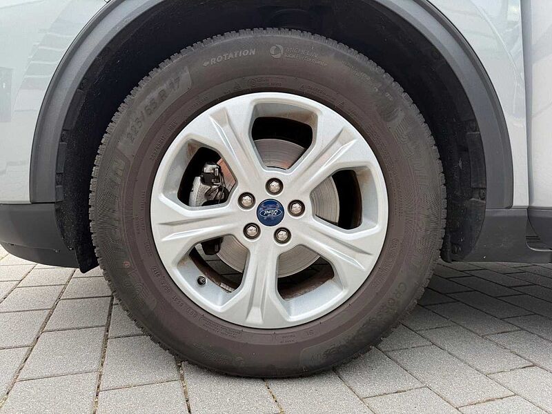 Ford Kuga Cool & Connect NAVI PDC SPA WINTER PAKET