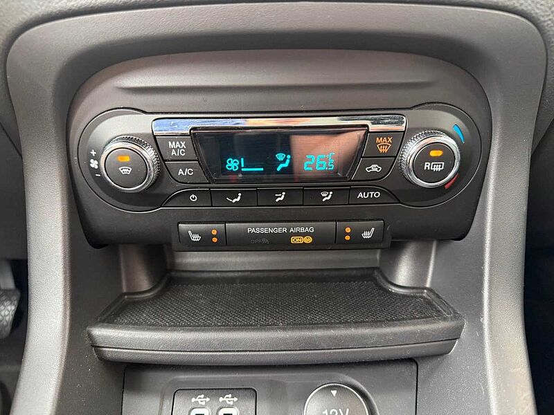 Ford Ka + Cool & Connect KLIMAAUTO BT 8 FACH PDC