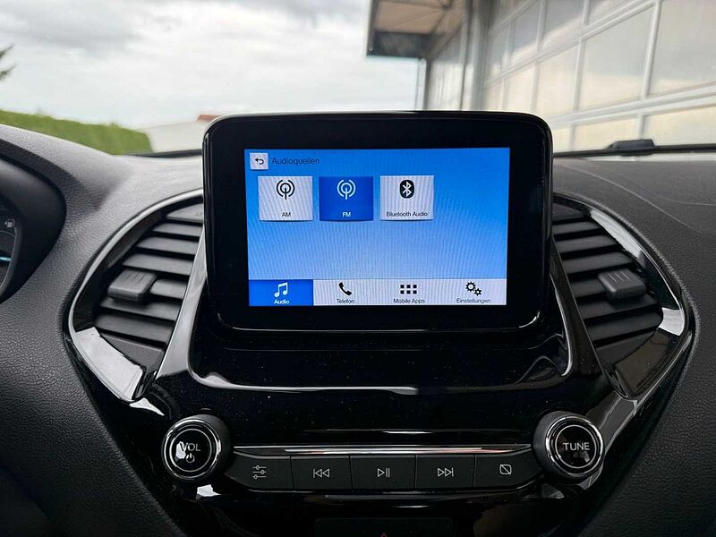 Ford Ka + Cool & Connect KLIMAAUTO BT 8 FACH PDC
